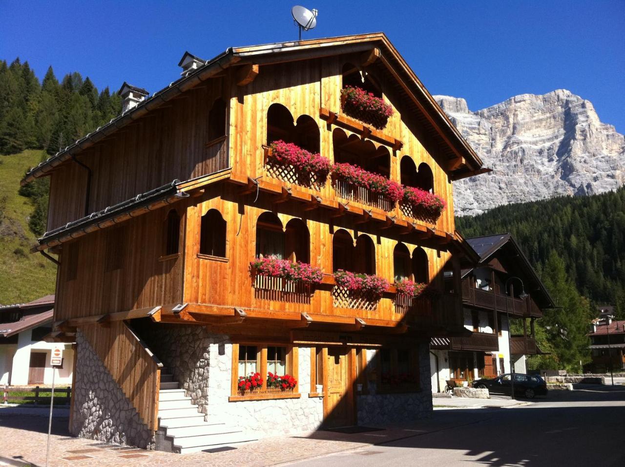 Romantic Chalet Dolomiti ヴァル・ディ・ゾルド エクステリア 写真